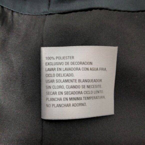 Worthington A Line Pleated Skirt Black Red White Geometric 16 - Picture 6 of 7